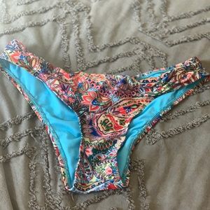 Mossimo Supply Co Bikini Bottoms Red & Blue Sz.M ❗️Has Matching Top❗️